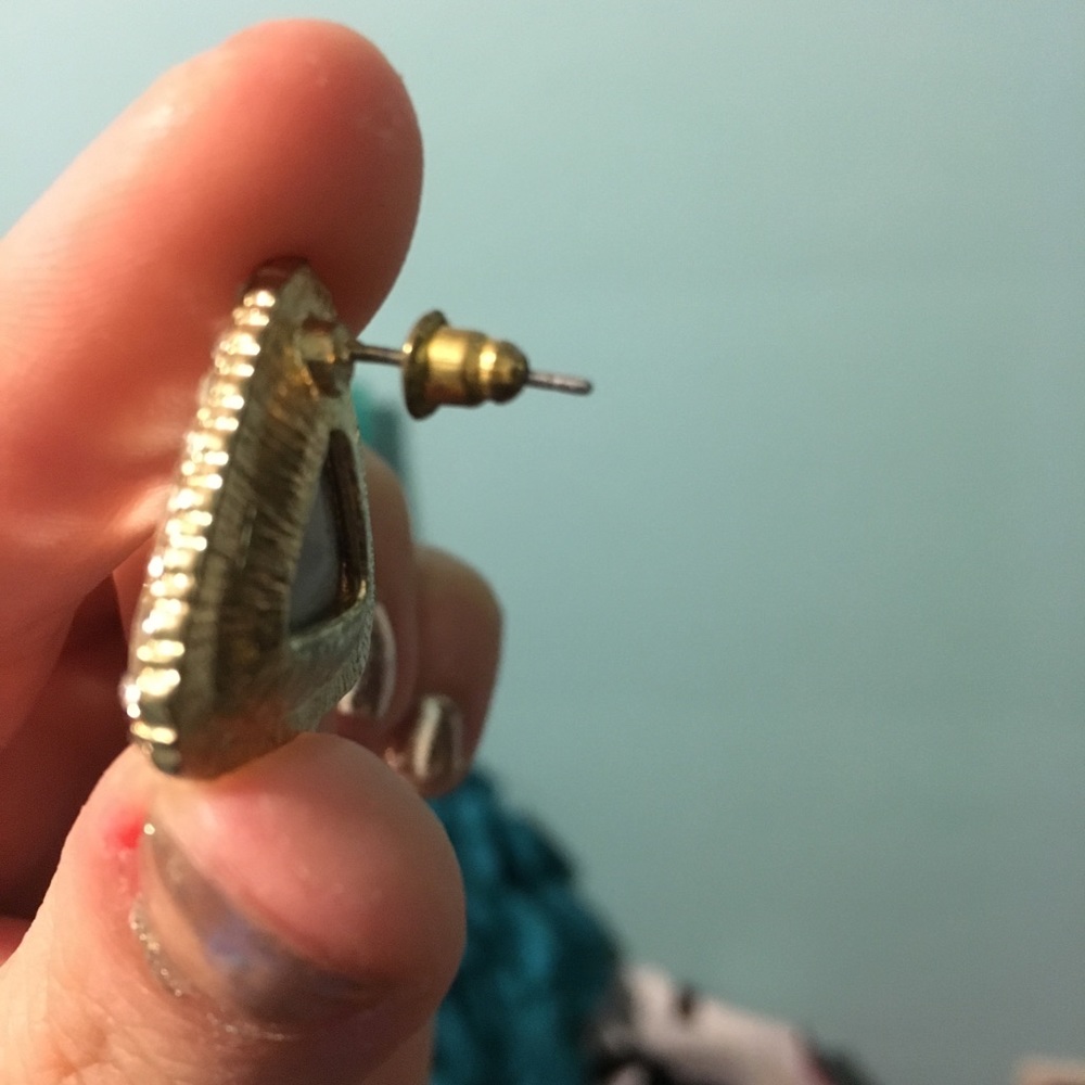 Studs - Picture 4 of 5
